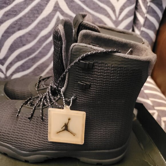 Nike Jordan Future EP Boot Sneakers Black Water Resistant 854554-002 US Men 12.5 - Picture 7 of 16